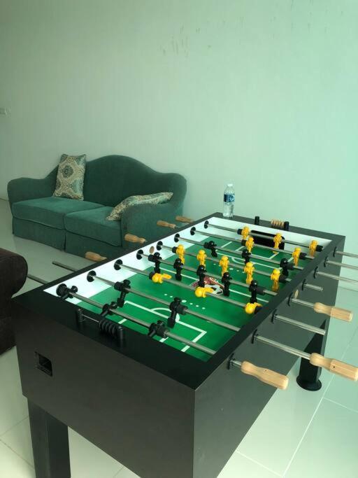 1. Luxury Kristal 1 丹绒亚路市中心高級住宅 Apartment